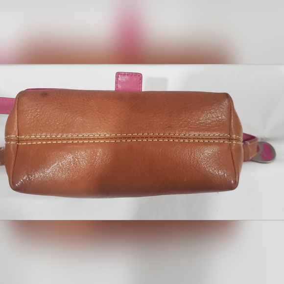 Dooney & Bourke Brown Leather Crossbody Bag With‎ Colorful Hearts - Picture 7 of 13